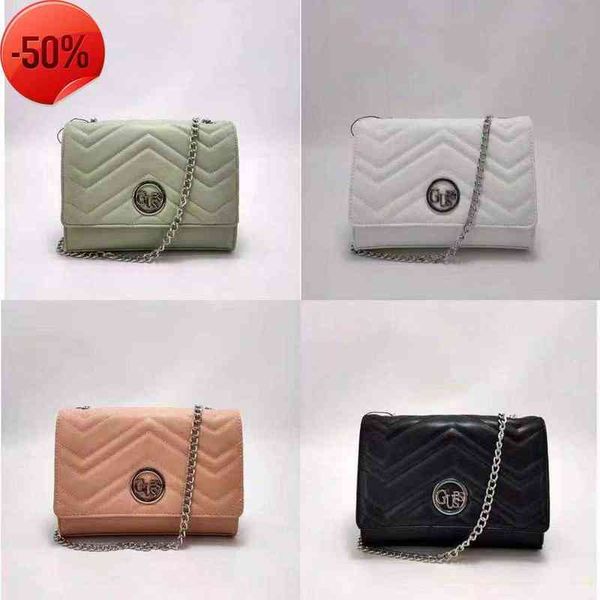 fashion luxury designergs home new pattern simple trend diamond lattice chain solid color single shoulder messenger small square bag
fashion luxury designergs home new pattern simple trend diamond lattice chain solid color single shoulder messenger small square bag