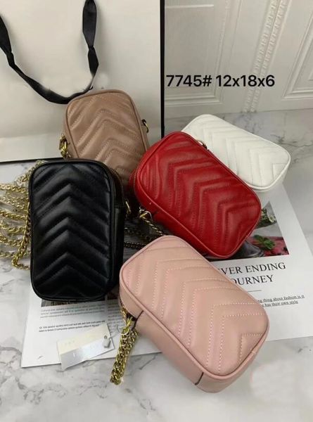2022 women's single shoulder flip bag mobile phone gold chain fashion designer lady handbag messenger bags 5 colors 12x18x6cm
2022 women's single shoulder flip bag mobile phone gold chain fashion designer lady handbag messenger bags 5 colors 12x18x6cm