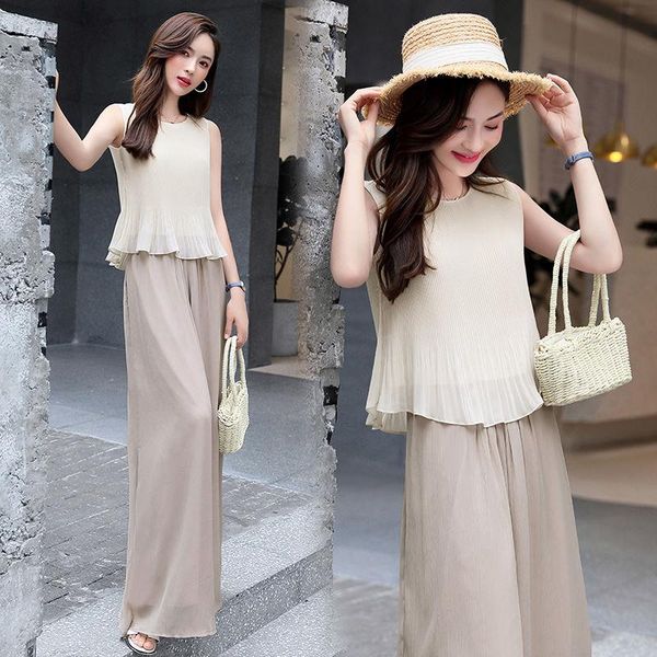 women's tracksuits women summer casual 2 piece chiffon set female sleeveless and wide leg pants suit high waist trousers thin outf, Gray
women's tracksuits women summer casual 2 piece chiffon set female sleeveless and wide leg pants suit high waist trousers thin outf, Gray