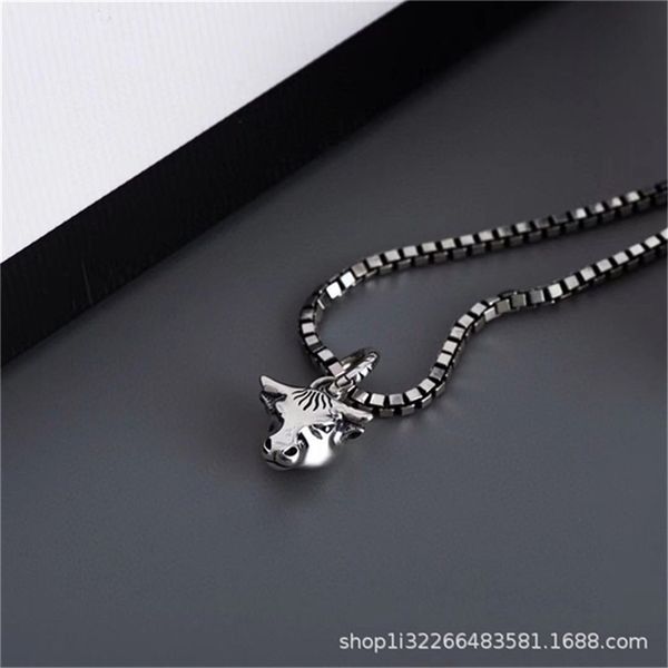 2022 fashion 20% off designer jewelry s925 pendant necklace personality simple old hip hop fashion men's and women's style, Silver
2022 fashion 20% off designer jewelry s925 pendant necklace personality simple old hip hop fashion men's and women's style, Silver