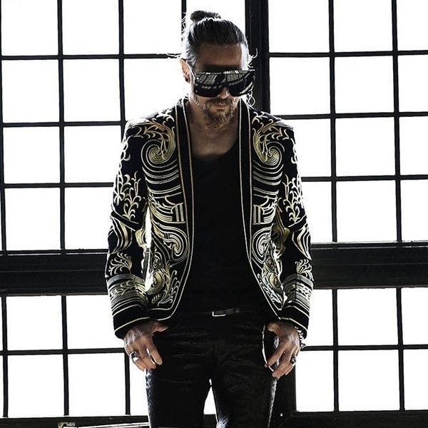 luxury baroque blazer men heavy wormanship embroidery suit jacket male blazers men terno masculino blazer masculino slim fit 201104, White;black
luxury baroque blazer men heavy wormanship embroidery suit jacket male blazers men terno masculino blazer masculino slim fit 201104, White;black