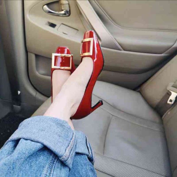 dress shoes high version rv square buckle horseshoe thick heel patent leather high heels women's french wedding shoes shallow mouth fla, Black
dress shoes high version rv square buckle horseshoe thick heel patent leather high heels women's french wedding shoes shallow mouth fla, Black