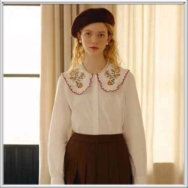 women's polos 2022 autumn winter women's retro flower embroidery bear wood ear doll collar white casual shirt
women's polos 2022 autumn winter women's retro flower embroidery bear wood ear doll collar white casual shirt