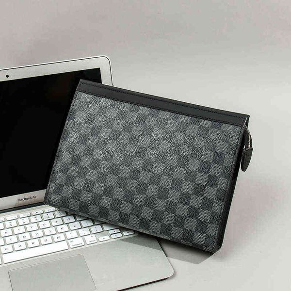 men's handbag men's soft leather ipad handbag envelope bag fashion business leisure large capacity handbag 220718, Red;black
men's handbag men's soft leather ipad handbag envelope bag fashion business leisure large capacity handbag 220718, Red;black