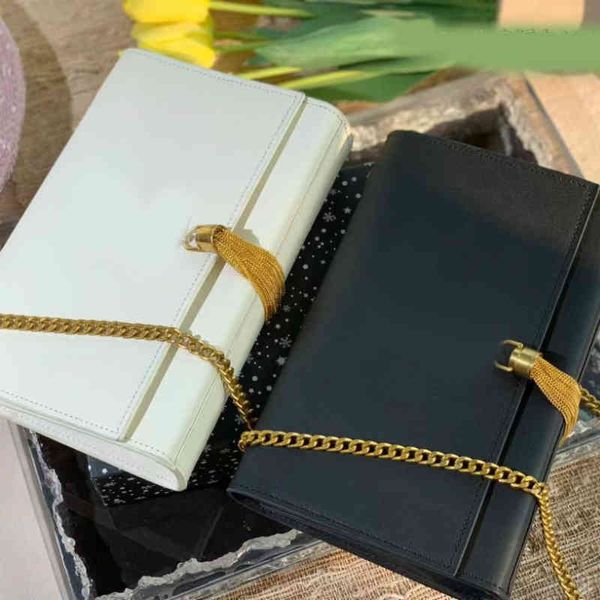 luxury tassel shoulder bag women classic square messenger bags leather shoulder crossbody envelope bag female purses 220809
luxury tassel shoulder bag women classic square messenger bags leather shoulder crossbody envelope bag female purses 220809