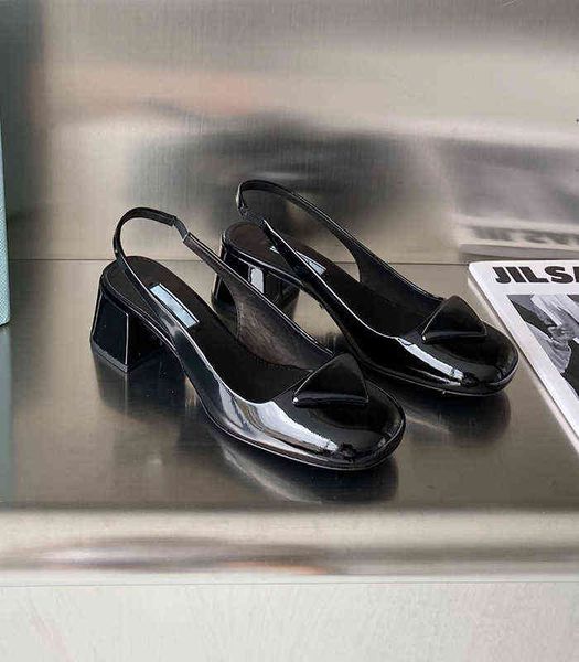 p triangle mark mary jane shoes women 2022 early spring french small leather shoes thick heels short heels fashion single shoes women, Black
p triangle mark mary jane shoes women 2022 early spring french small leather shoes thick heels short heels fashion single shoes women, Black