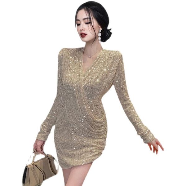 casual dresses spring fashion light luxury sequin v-neck dress celebrity high-end temperament hip wrap elegant, Black;gray
casual dresses spring fashion light luxury sequin v-neck dress celebrity high-end temperament hip wrap elegant, Black;gray
