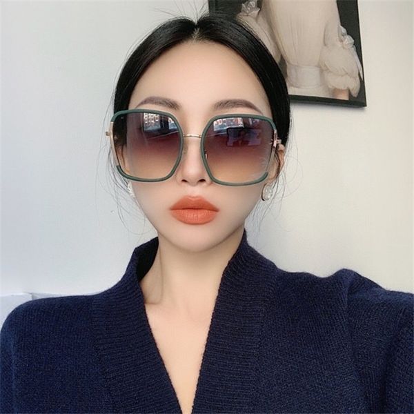 30% off new new designer fashion sunglasses designer family new large box women's small face anti ultraviolet, White;black
30% off new new designer fashion sunglasses designer family new large box women's small face anti ultraviolet, White;black