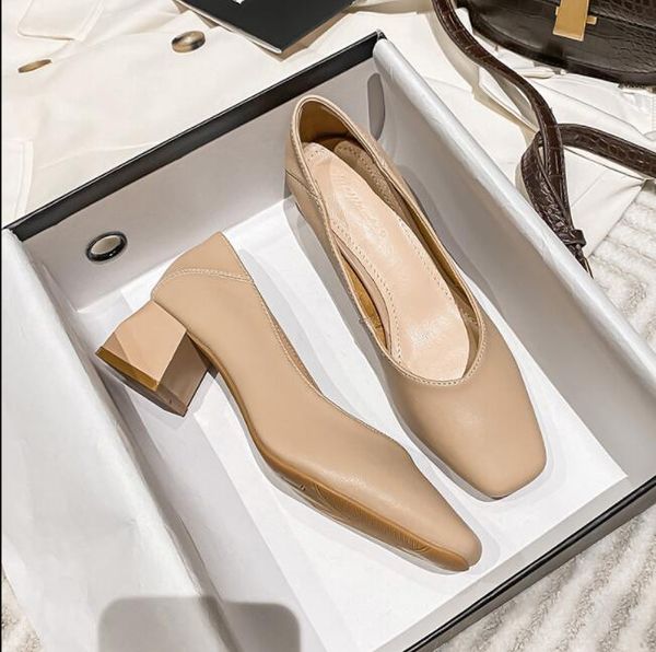 2022 new fashion women's shoes high heels light spring and autumn elegant shallow solid color casual ladies high heels size: eu35-43, Black
2022 new fashion women's shoes high heels light spring and autumn elegant shallow solid color casual ladies high heels size: eu35-43, Black