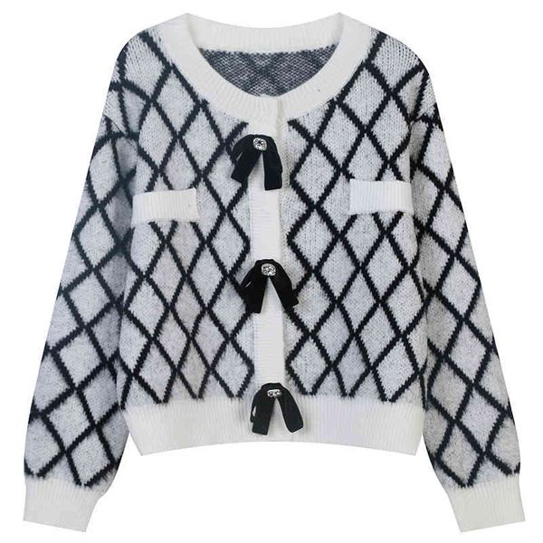 women's sweaters autumn and winter women's wear round neck long sleeve contrast stripe rhombic jacquard loose temperament knitted, White;black
women's sweaters autumn and winter women's wear round neck long sleeve contrast stripe rhombic jacquard loose temperament knitted, White;black
