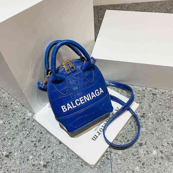 factory outlet deals shell bag women's 2022 new one shoulder portable messenger fashion pop cargo large capacity letter stone pattern
factory outlet deals shell bag women's 2022 new one shoulder portable messenger fashion pop cargo large capacity letter stone pattern