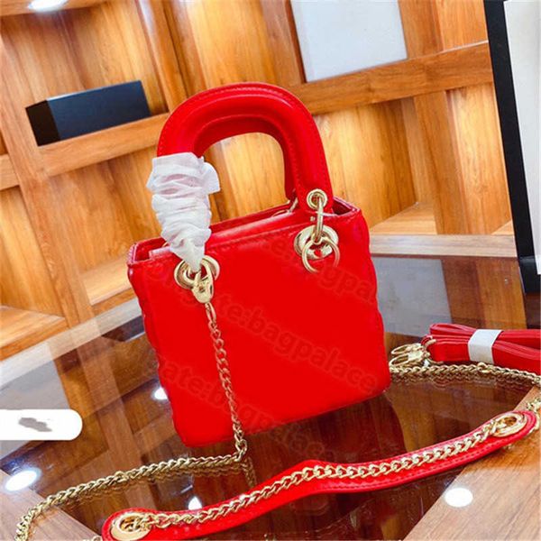 luxurys designers bags ladies totes shoulder bag 17cm handbag messenger fashion handbags
luxurys designers bags ladies totes shoulder bag 17cm handbag messenger fashion handbags
