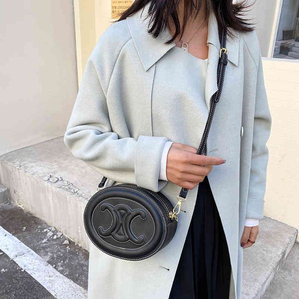 2022 new triumphal arch shoulder msenger bag 2022 brand trend fashion design ladies handbags
2022 new triumphal arch shoulder msenger bag 2022 brand trend fashion design ladies handbags