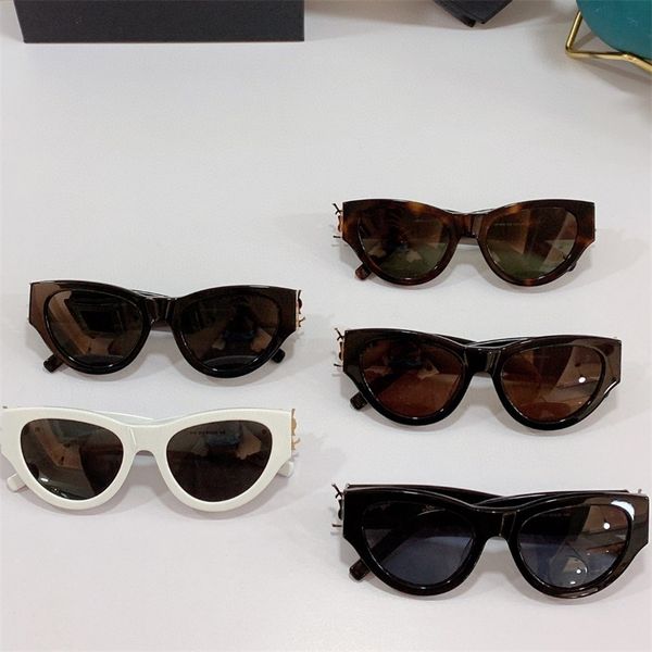 22% off 2022 luxury fashion design high version sunglasses new version of cat's eye female voice, same type tiktok mirror, White;black
22% off 2022 luxury fashion design high version sunglasses new version of cat's eye female voice, same type tiktok mirror, White;black