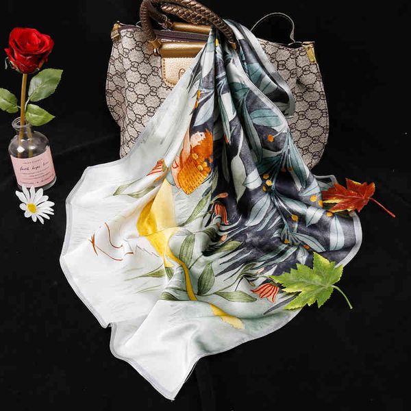 silk small square scarf silk female versatile 100% mulberry spring and autumn winter exotic mother hangzhou gift box, Blue;gray
silk small square scarf silk female versatile 100% mulberry spring and autumn winter exotic mother hangzhou gift box, Blue;gray