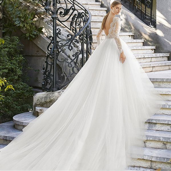 2021 new bridal simple long-sleeved backless wedding dress mori travel pgraphy small drag lace tail wed dress vestido de novia, White
2021 new bridal simple long-sleeved backless wedding dress mori travel pgraphy small drag lace tail wed dress vestido de novia, White