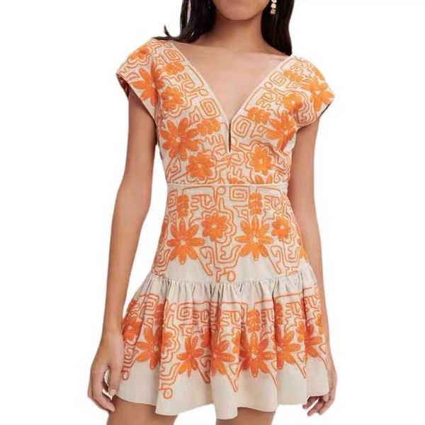2022 european and american dress spring and summer fashion new products heavy industry embroidery slim sleeveless dress, Black;pink
2022 european and american dress spring and summer fashion new products heavy industry embroidery slim sleeveless dress, Black;pink
