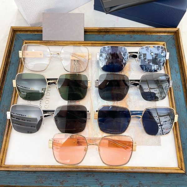 50% discount for factory direct sales2022 family d women's with the same lens letters presbyopia sunglasses signature s4u, White;black
50% discount for factory direct sales2022 family d women's with the same lens letters presbyopia sunglasses signature s4u, White;black