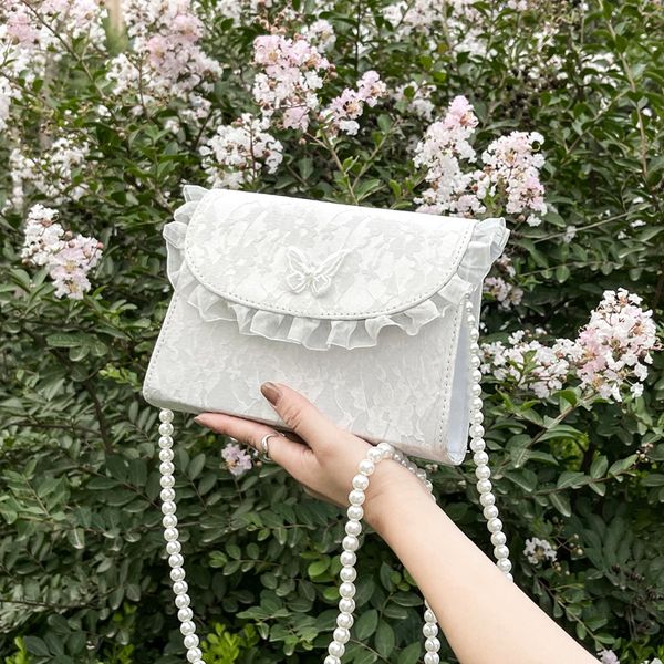 2022 summer new messenger bag vintage lace pearl chain ladies small square shoulder bag women's clutch wallet handbag, Black;red
2022 summer new messenger bag vintage lace pearl chain ladies small square shoulder bag women's clutch wallet handbag, Black;red