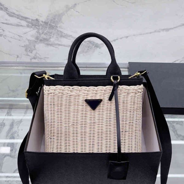 sector woven handbags women designer tote beach crossbody bags designer shoulder female purses, Black;red
sector woven handbags women designer tote beach crossbody bags designer shoulder female purses, Black;red