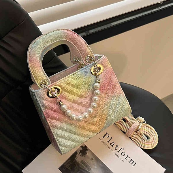 factory direct sale net red 2022 new early spring tide korean version versatile messenger pearl chain fashion portable one shoulder princess
factory direct sale net red 2022 new early spring tide korean version versatile messenger pearl chain fashion portable one shoulder princess