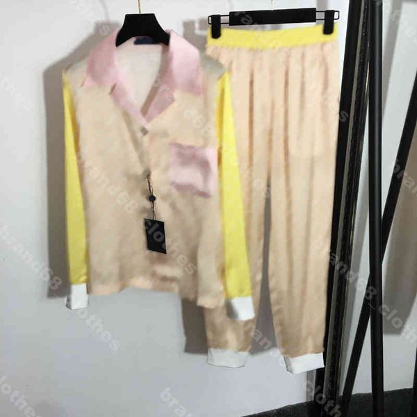 22ss designer women pants two piece suit old flower logo print silk shirt loungewear long sleeve shirt dresses louisclothes brand sleepwears, White
22ss designer women pants two piece suit old flower logo print silk shirt loungewear long sleeve shirt dresses louisclothes brand sleepwears, White