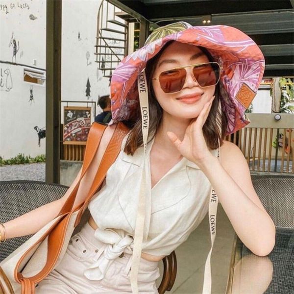 sunglasses ins fashionable metal men's square star's same face small sunglasses bv1012, White;black
sunglasses ins fashionable metal men's square star's same face small sunglasses bv1012, White;black