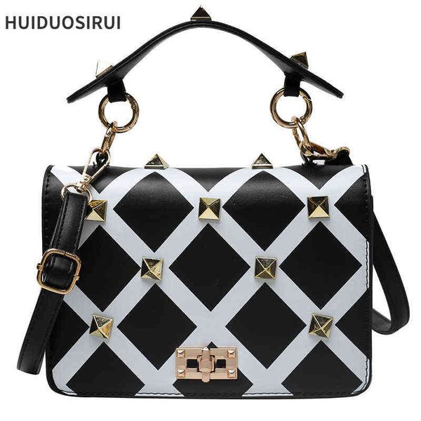 luxury designer purses and handbags for women famous brand rivet messenger shoulder bags bucket handle women's tote bag220427
luxury designer purses and handbags for women famous brand rivet messenger shoulder bags bucket handle women's tote bag220427