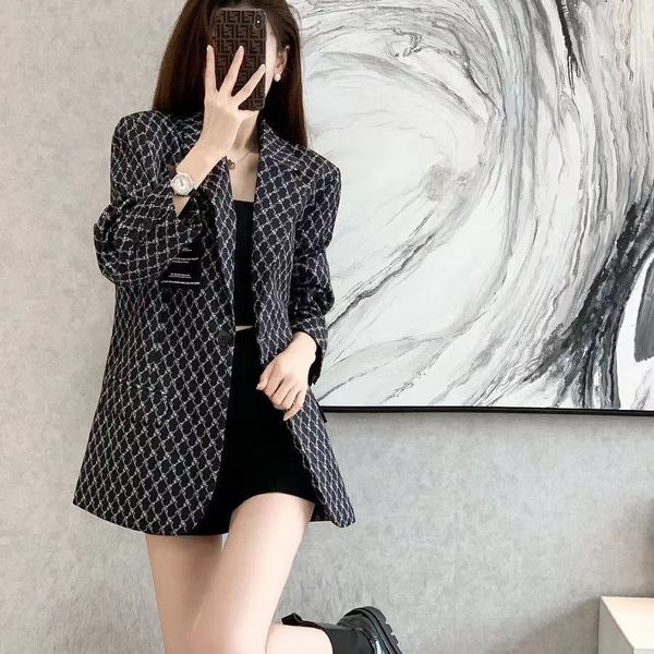 858 fashion womens suits blazers designer clothes blazer with full letters 2022 spring new released, White;black
858 fashion womens suits blazers designer clothes blazer with full letters 2022 spring new released, White;black
