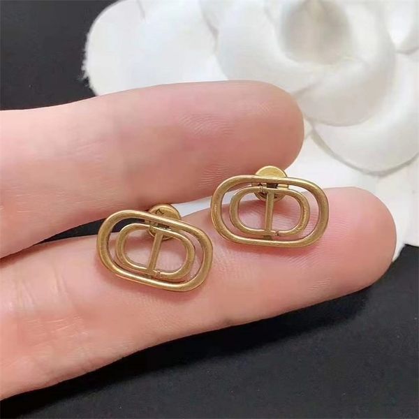 80% off clearance high version letter pig nose earrings women's light luxury fashion earrings, Golden
80% off clearance high version letter pig nose earrings women's light luxury fashion earrings, Golden