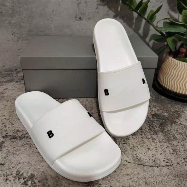 2022 fashion slide sandals slippers for men women designer beach flip flops slipper by super001, Black
2022 fashion slide sandals slippers for men women designer beach flip flops slipper by super001, Black