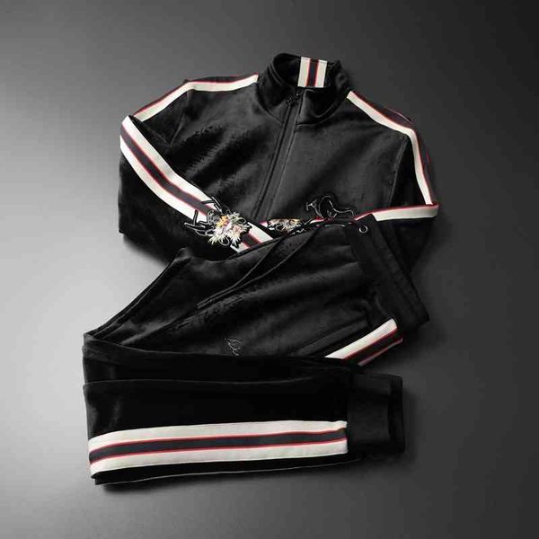 men's sports fashion trend brand clothing new product thickened double-sided embroidery leisure suit, Gray
men's sports fashion trend brand clothing new product thickened double-sided embroidery leisure suit, Gray
