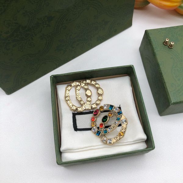 2022 brand original jewelry designer stud ear newcolorful zircon puzzle alphabet ladies personalized high-end earrings, Golden;silver
2022 brand original jewelry designer stud ear newcolorful zircon puzzle alphabet ladies personalized high-end earrings, Golden;silver