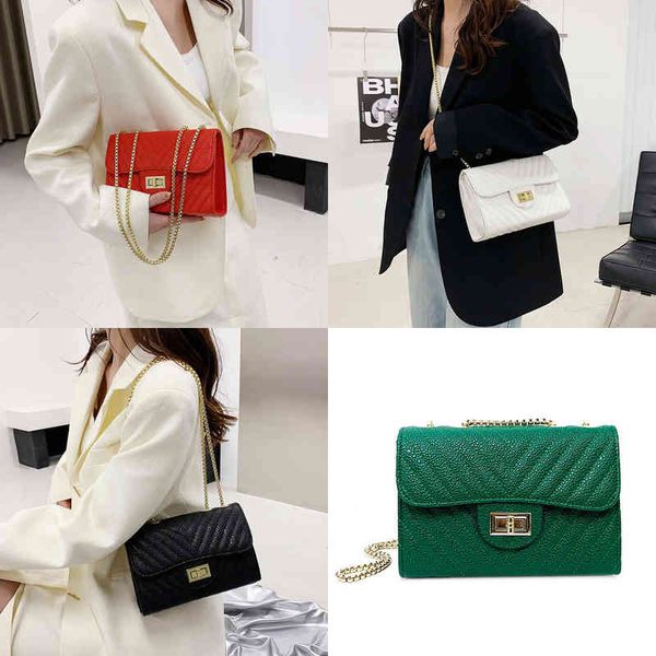 fashionable v-shaped embroidery chain small square bag 2022 new spring textured lock single shoulder messenger woman bags designer crossbody
fashionable v-shaped embroidery chain small square bag 2022 new spring textured lock single shoulder messenger woman bags designer crossbody
