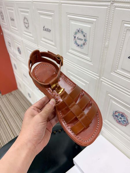 fashion- summer women's designer roman sandals good quality luxury sandal size 35 to 40, Black
fashion- summer women's designer roman sandals good quality luxury sandal size 35 to 40, Black