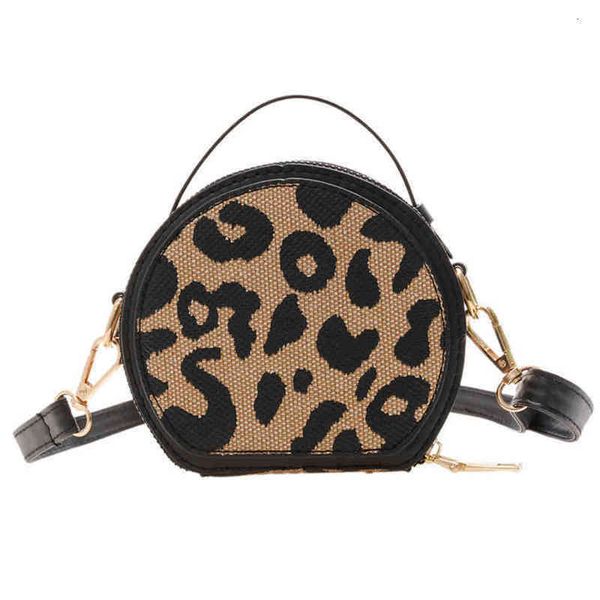 luxury one-shoulder female children's girls' letter small round bag mini chain single shoulder handbags
luxury one-shoulder female children's girls' letter small round bag mini chain single shoulder handbags