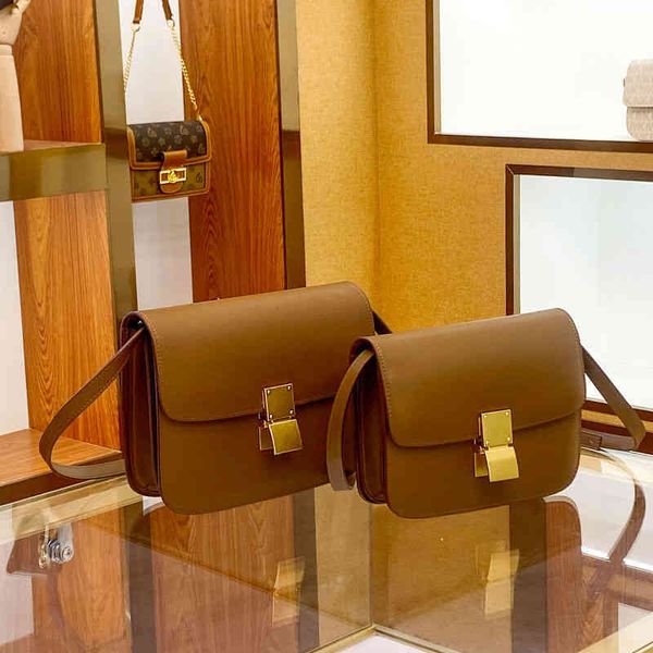 fashion women's tofu leather 2021 new korean version small square mirror cowhide women's one shoulder slanting flight
fashion women's tofu leather 2021 new korean version small square mirror cowhide women's one shoulder slanting flight