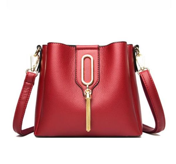 women's new bag large capacity fashion fringe crossbody bucket bag shoulder bags, Black;red
women's new bag large capacity fashion fringe crossbody bucket bag shoulder bags, Black;red