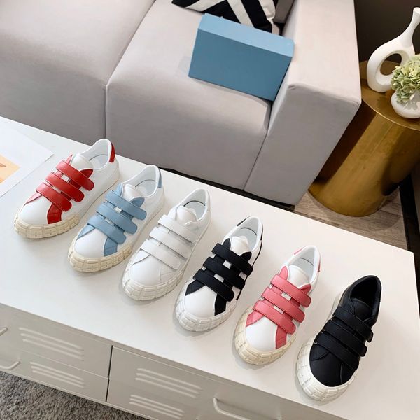 fashion velcro canvas casual low shoes luxurious glossy leather women simple catwalk flat party casual sneakers non slip outsole shoe size 3, Black
fashion velcro canvas casual low shoes luxurious glossy leather women simple catwalk flat party casual sneakers non slip outsole shoe size 3, Black