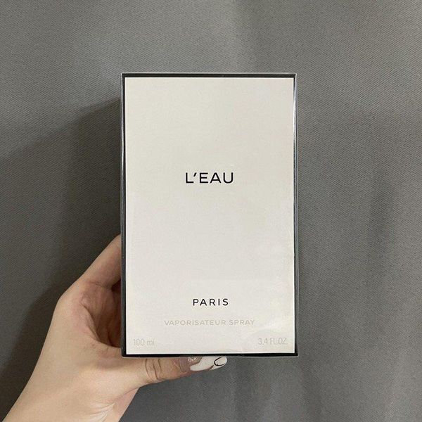 end brand makeup sets lipstick 147# and spray no 5 miss perfumes 100ml 2 in 1 cosmetic kit with gift box for women fast delivery 
end brand makeup sets lipstick 147# and spray no 5 miss perfumes 100ml 2 in 1 cosmetic kit with gift box for women fast delivery