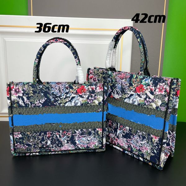 luxury fashion shopping bag designer bag embroidered shoulder large capacity tote bag
luxury fashion shopping bag designer bag embroidered shoulder large capacity tote bag