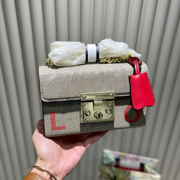 fashion women bags luxury designer shoulder bag cross body chain handbags portable small wallets 2022 valentine's day men exclusive gif
fashion women bags luxury designer shoulder bag cross body chain handbags portable small wallets 2022 valentine's day men exclusive gif
