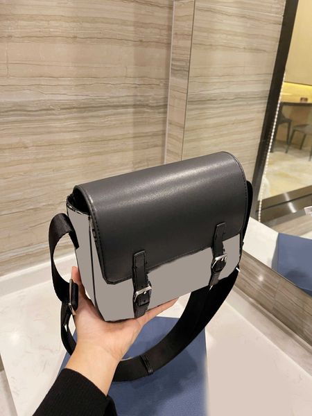 ladies brand embroidered knitted canvas diagonal bag luxury designer print letters tote bags shoulder pack women fashion messenger bags wall
ladies brand embroidered knitted canvas diagonal bag luxury designer print letters tote bags shoulder pack women fashion messenger bags wall