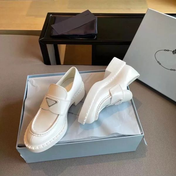 elegant women's horsebit sandals gold lug sole moccasin embroidered bee famous comfort ladies casual walking loafers eu35-40 with box, Black
elegant women's horsebit sandals gold lug sole moccasin embroidered bee famous comfort ladies casual walking loafers eu35-40 with box, Black