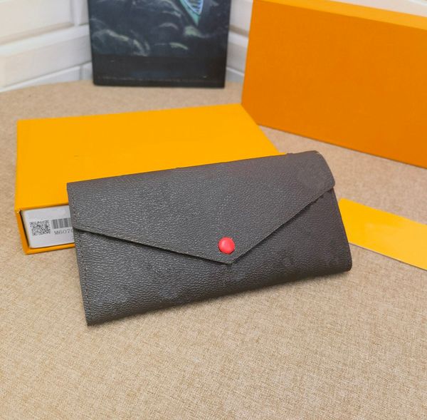 designer men and women wallets ps high-end leather luxury handbag solid-color hand-held card bag long with box size 19-10cm m60708, Red;black
designer men and women wallets ps high-end leather luxury handbag solid-color hand-held card bag long with box size 19-10cm m60708, Red;black