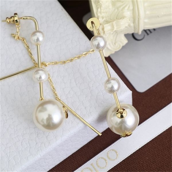 2022 36% off designer jewelry d family letter pearl earrings for women new tassel earrings, Golden
2022 36% off designer jewelry d family letter pearl earrings for women new tassel earrings, Golden