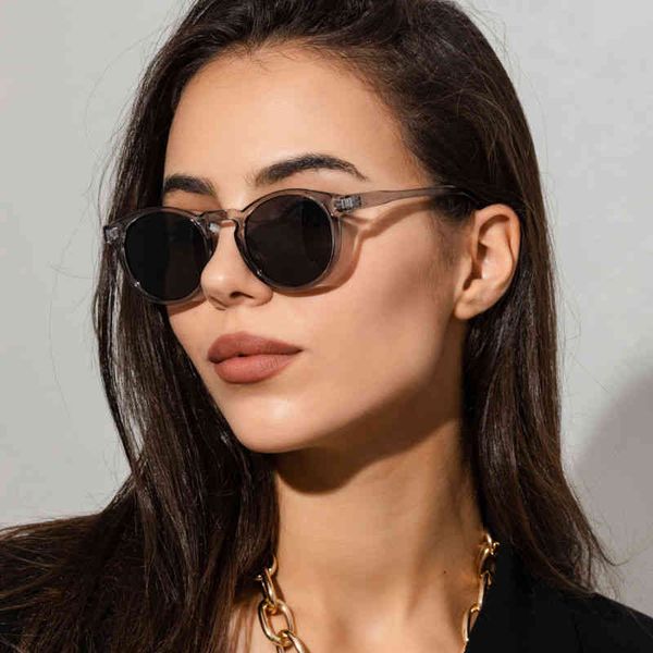 gg designer cycle luxurious fashion cc sunglasses womans mens new retro small frame star european american street shooting rice nail trend g, White;black
gg designer cycle luxurious fashion cc sunglasses womans mens new retro small frame star european american street shooting rice nail trend g, White;black