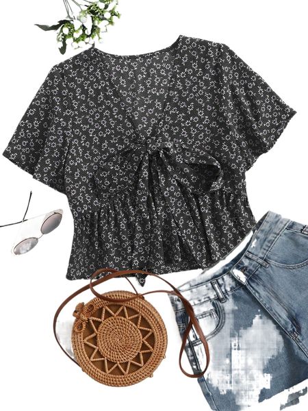 knot front ditsy floral ruffle hem blouse 37io#, White
knot front ditsy floral ruffle hem blouse 37io#, White