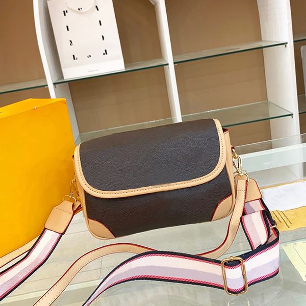 designer luxury women the tote bag fashion versatile handbags shoulder crossbody bags purse tories totes large capacity saddle wallets 7a iw
designer luxury women the tote bag fashion versatile handbags shoulder crossbody bags purse tories totes large capacity saddle wallets 7a iw