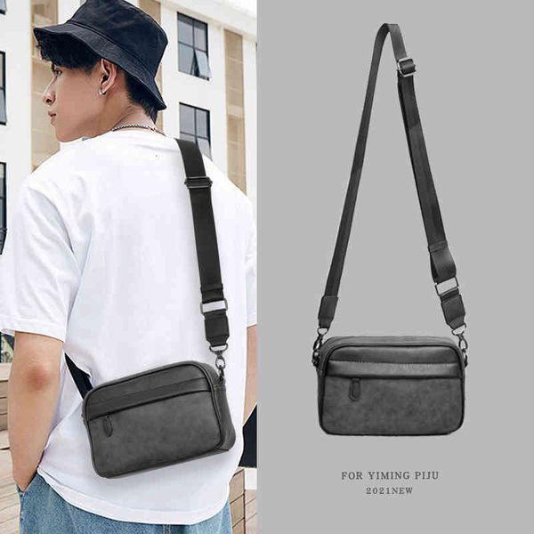 handbags bags 2022 new casual men's shoulder trend frosted leather messenger bag personalized fashion small, Black;red
handbags bags 2022 new casual men's shoulder trend frosted leather messenger bag personalized fashion small, Black;red